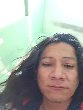 miicheele32 online show from 10-31-25, 07:27