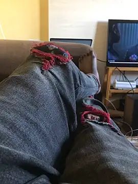 Snapshot of SmallGoodNutts chatting on 09-27-25, 01:28 SmallGoodNutts online show from 09-27-25, 01:28