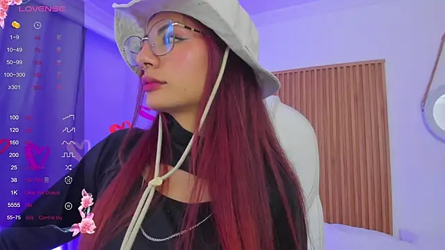 sophiecherry  online show from 03-08-25, 05:38