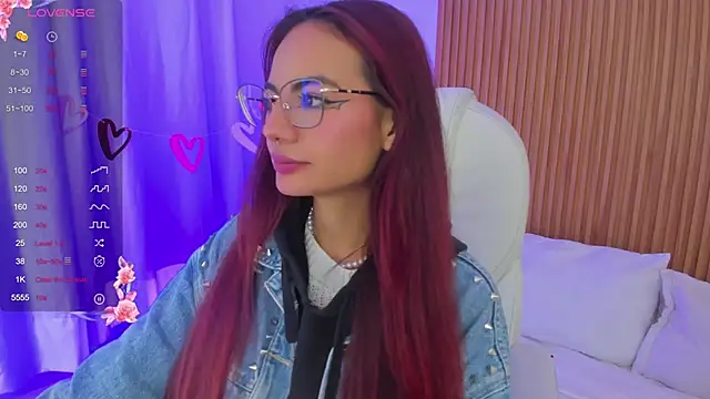 sophiecherry  online show from 02-28-25, 04:54