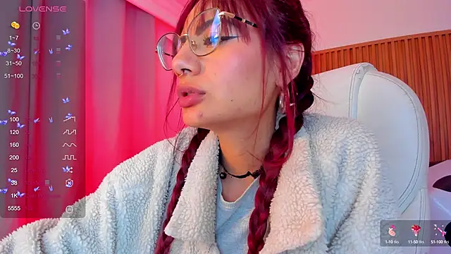 sophiecherry  online show from 10-03-25, 01:42