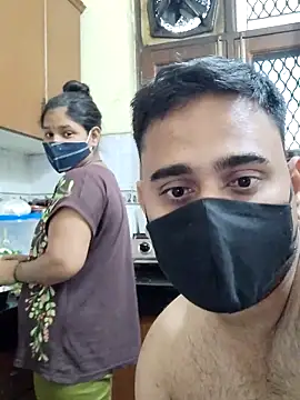 IND COUPLE1 online show from 02-22-25, 08:40