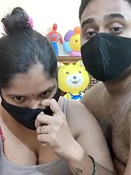 IND COUPLE1 online show from 03-01-25, 08:42