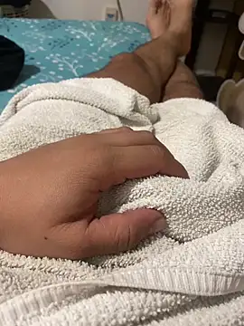 Juanes432 online show from 02-28-26, 04:12