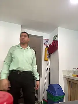 Juanes432 online show from 02-23-26, 09:04