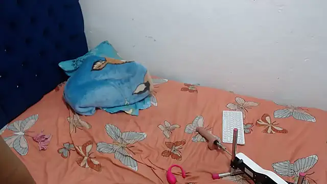 Snapshot of daisha_becker chatting on 12-11-24, 03:02 daisha becker online show from 12-11-24, 03:02