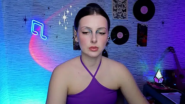 Snapshot of GloriaElmer chatting on 02-25-25, 10:48 GloriaElmer online show from 02-25-25, 10:48