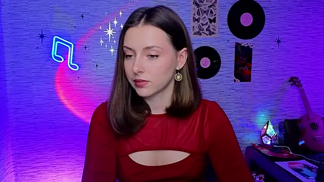 Snapshot of GloriaElmer chatting on 02-11-25, 10:25 GloriaElmer online show from 02-11-25, 10:25