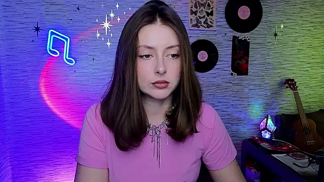 Snapshot of GloriaElmer chatting on 03-11-25, 09:34 GloriaElmer online show from 03-11-25, 09:34