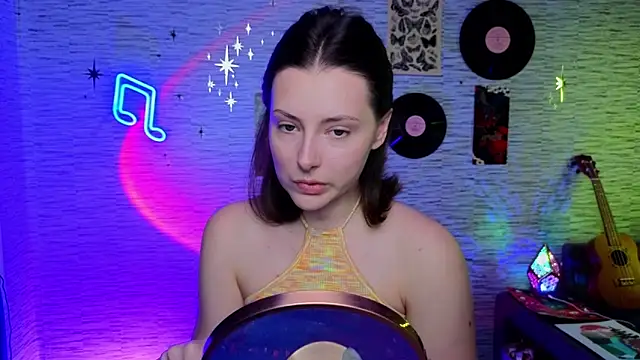 Snapshot of GloriaElmer chatting on 02-06-25, 05:57 GloriaElmer online show from 02-06-25, 05:57