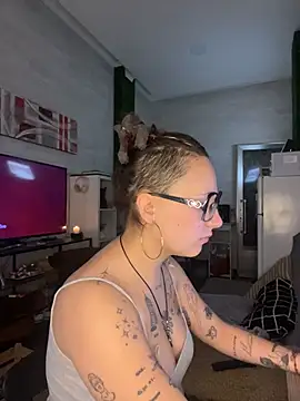 Hawitxui online show from 11-30-25, 08:15