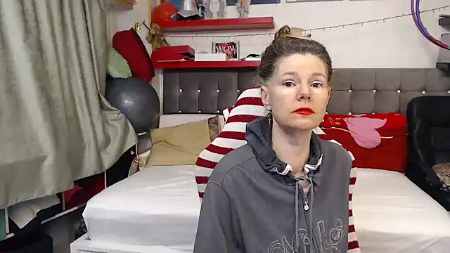 kellyterapy online show from 02-24-26, 01:23