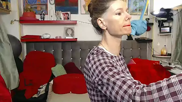 kellyterapy online show from 10-04-25, 01:07