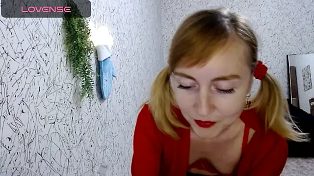 Snapshot of Athena_Richards chatting on 09-29-25, 02:23 Athena Richards online show from 09-29-25, 02:23