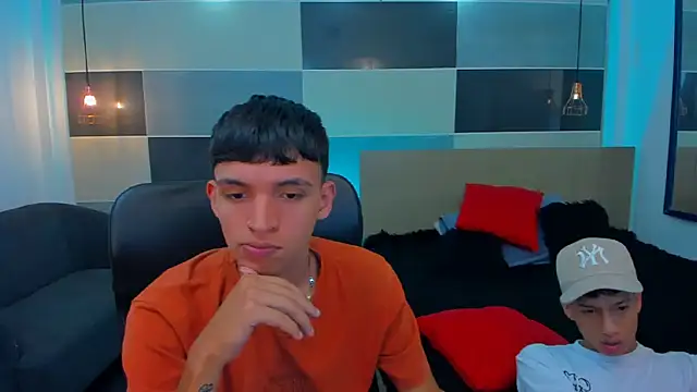 Juan Nd Steven online show from 02-14-25, 04:04
