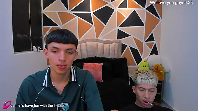 Juan Nd Steven online show from 07-17-26, 03:48