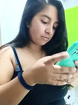  Angelinaandrade  online show from 12-02-25, 12:44