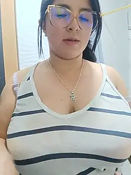  Angelinaandrade  online show from 07-09-26, 01:17