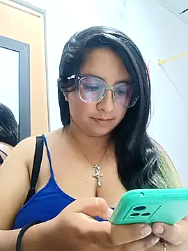  Angelinaandrade  online show from 12-19-25, 12:25