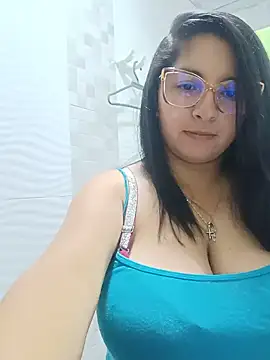  Angelinaandrade  online show from 07-08-26, 01:08