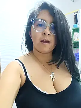  Angelinaandrade  online show from 09-30-25, 01:11