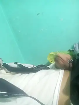 Snapshot of hotie7tvn chatting on 03-22-25, 03:53 hotie7tvn online show from 03-22-25, 03:53