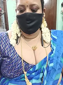 Snapshot of ashikaa_r chatting on 05-31-26, 07:47 ashikaa r online show from 05-31-26, 07:47