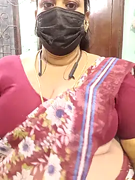 Snapshot of ashikaa_r chatting on 04-27-26, 02:04 ashikaa r online show from 04-27-26, 02:04