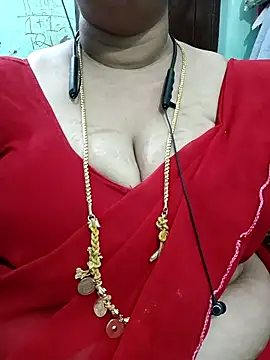 Snapshot of ashikaa_r chatting on 05-07-26, 06:00 ashikaa r online show from 05-07-26, 06:00