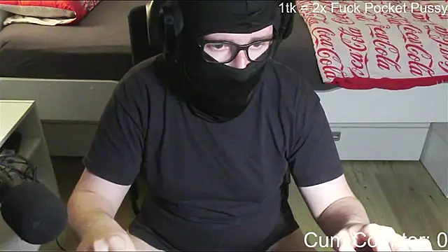 Snapshot of HornyTeenBoy64 chatting on 06-04-26, 05:28 HornyTeenBoy64 online show from 06-04-26, 05:28