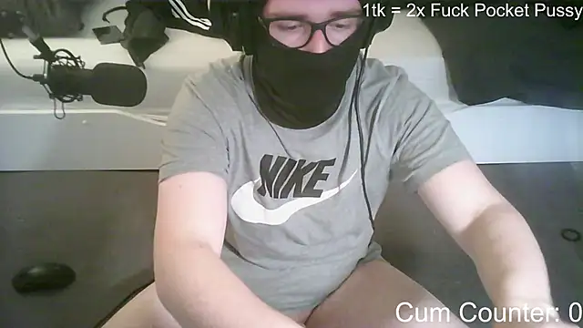 HornyTeenBoy64 online show from 03-29-26, 01:24