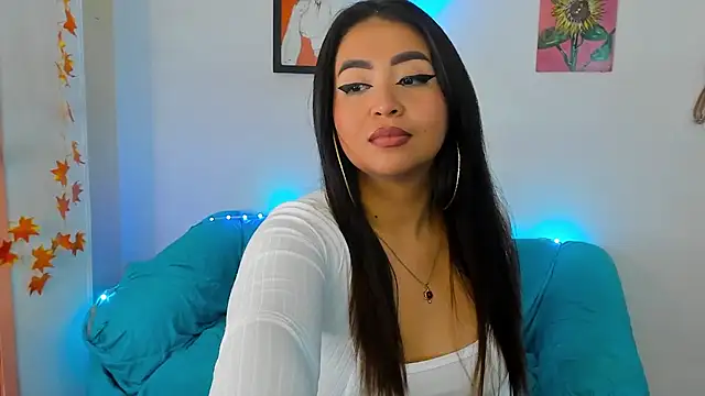 Snapshot of LiahDiaz chatting on 03-06-25, 06:16 LiahDiaz online show from 03-06-25, 06:16