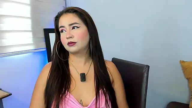 LiahDiaz online show from 04-17-26, 02:20