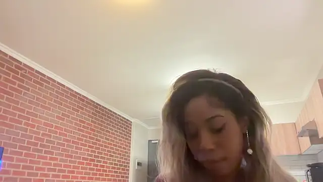 Snapshot of Dime-__ chatting on 03-02-25, 08:25 Dime- online show from 03-02-25, 08:25