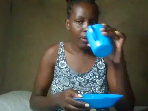 Snapshot of pretty_prickle chatting on 02-17-25, 11:55 pretty prickle online show from 02-17-25, 11:55