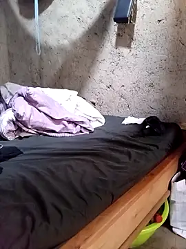 pretty prickle online show from 02-01-26, 08:01