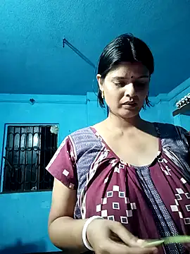 Snapshot of Hot_Pakhi chatting on 02-05-25, 05:20 Hot Pakhi online show from 02-05-25, 05:20