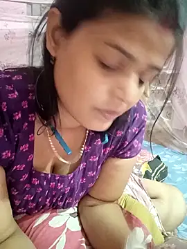 Snapshot of Hot_Pakhi chatting on 02-15-25, 06:44 Hot Pakhi online show from 02-15-25, 06:44