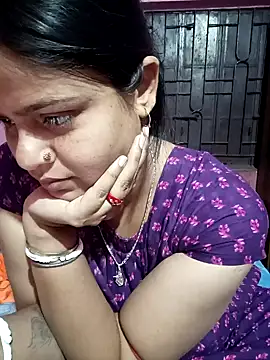 Snapshot of Hot_Pakhi chatting on 02-09-25, 11:25 Hot Pakhi online show from 02-09-25, 11:25