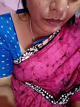 Snapshot of Hot_Pakhi chatting on 02-07-25, 06:13 Hot Pakhi online show from 02-07-25, 06:13