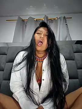 luisa16xxx online show from 11-16-25, 10:13