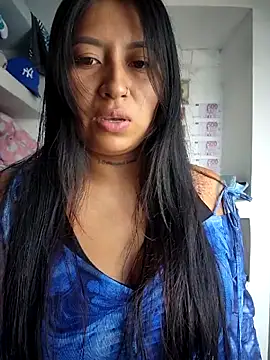 Snapshot of luisa16xxx chatting on 10-18-25, 07:49 luisa16xxx online show from 10-18-25, 07:49