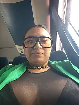 luisa16xxx online show from 05-07-26, 07:50