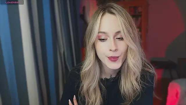 Snapshot of aviva_faith chatting on 05-17-26, 07:36 aviva faith online show from 05-17-26, 07:36