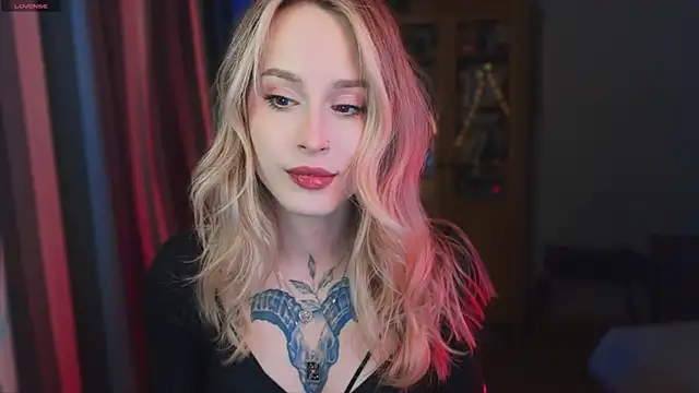 Snapshot of aviva_faith chatting on 04-27-26, 06:17 aviva faith online show from 04-27-26, 06:17