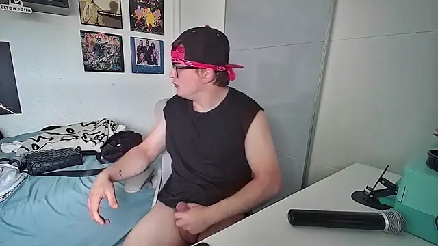 Marioo4k online show from 04-08-26, 01:56