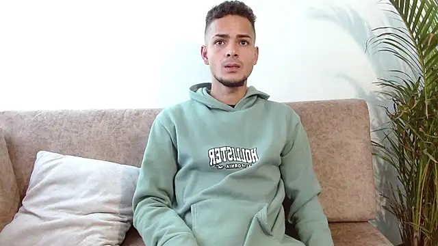 Jeffstyle18 online show from 10-26-25, 03:34