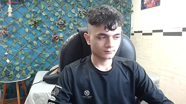 Waturox online show from 10-23-25, 07:23