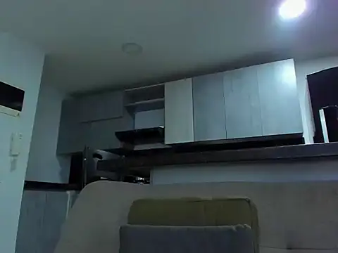 Snapshot of Alexander_Martines chatting on 09-28-25, 02:40 Alexander Martines online show from 09-28-25, 02:40