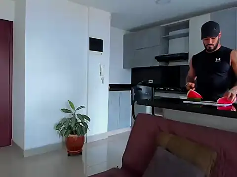 Alexander Martines online show from 11-30-25, 06:52